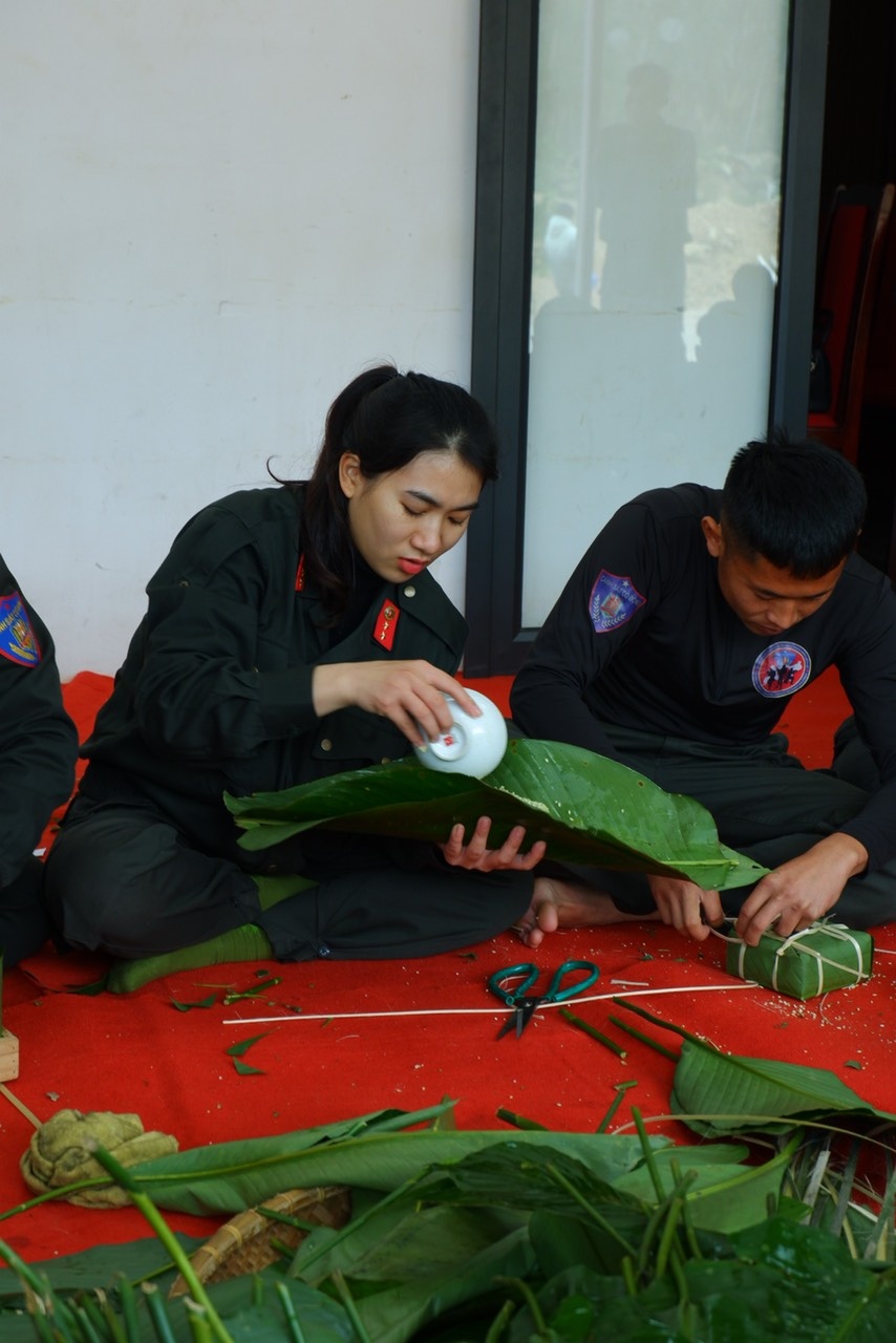 Ăn Tết cùng những Ăn Tết cùng những