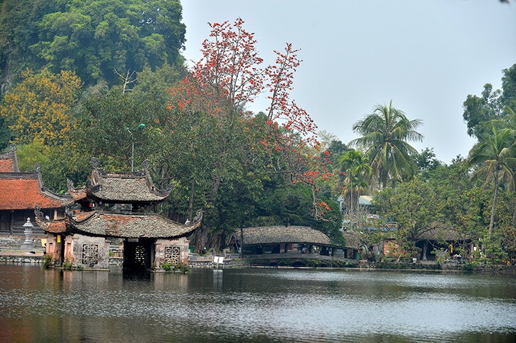 Chùa Thầy - điểm tâm linh đẹp và yên bình của Thủ đô