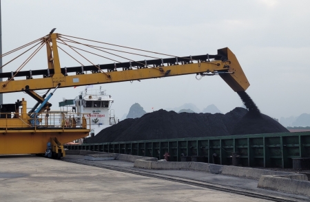 TKV xuất bán hơn 118.000 tấn than mừng Xuân Giáp Thìn