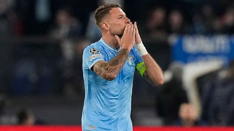 Bayern Munich thua sốc Lazio tại lượt đi vòng 1/16 Champions League