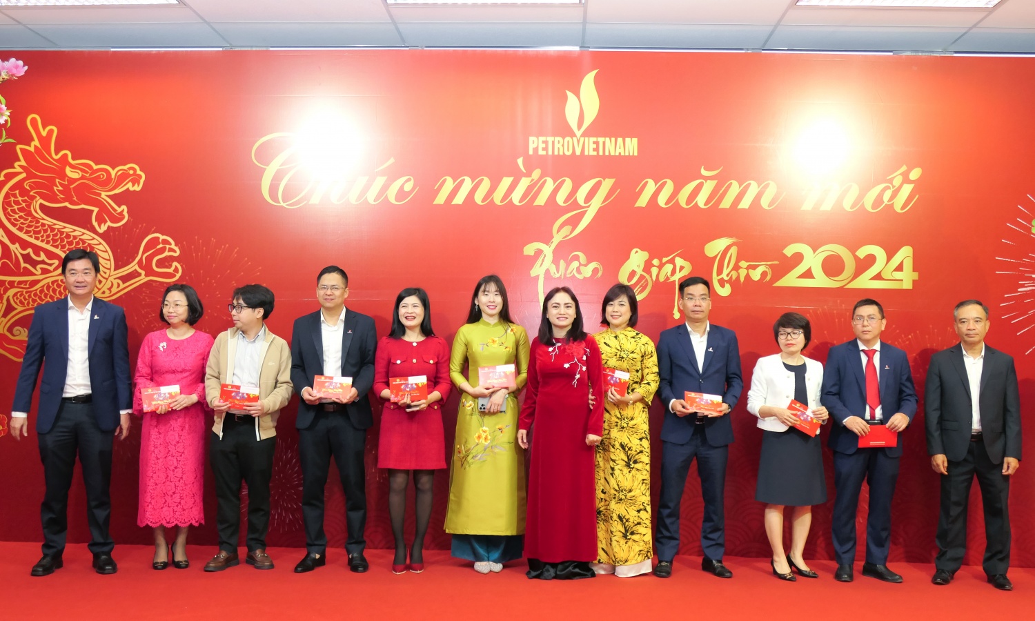 Petrovietnam gặp mặt Tân niên, đón Xuân Giáp Thìn 2024