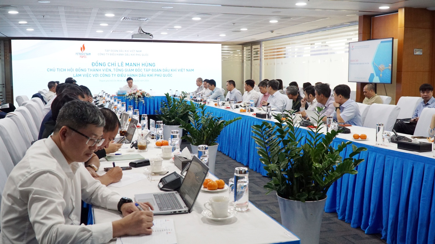 Toàn cảnh cuộc họp