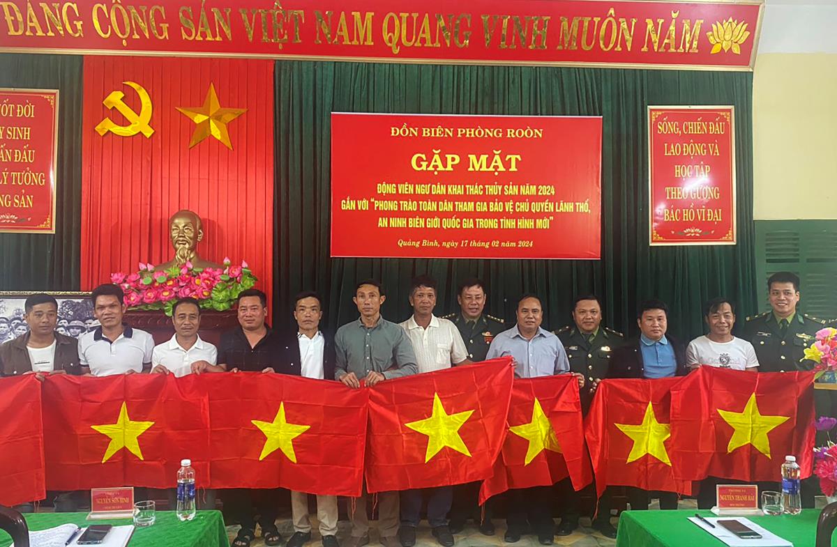 Quảng Bình: Gặp mặt động viên ngư dân vươn khơi bám biển
