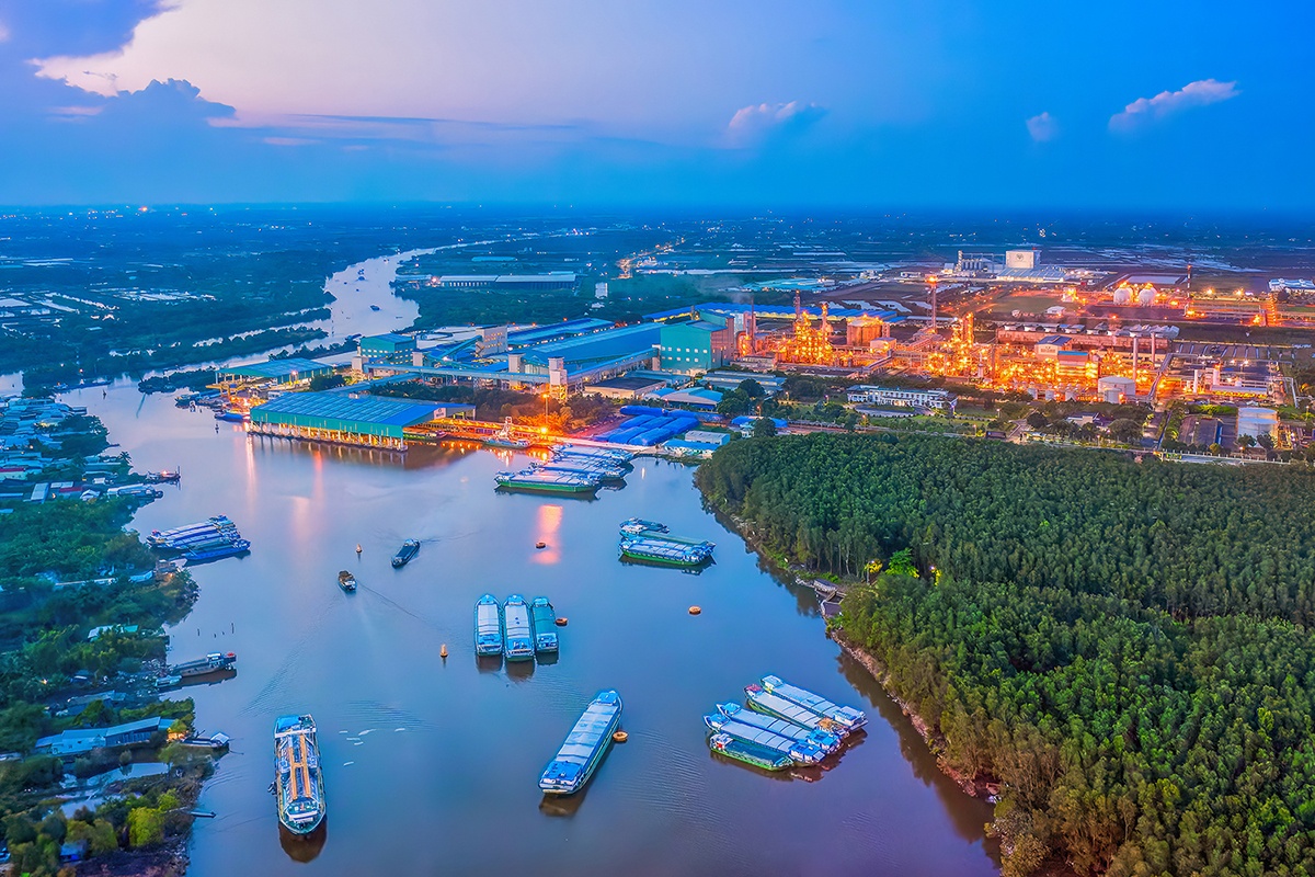Petrovietnam: Chuyển dịch mô hình kinh doanh mạnh mẽ, đột phá hơn nữa để vươn tầm khu vực