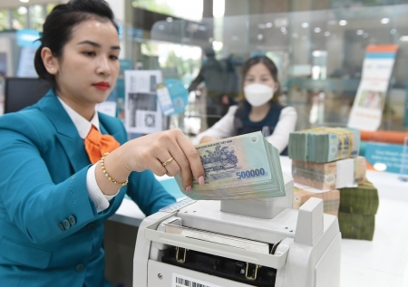 Kích cầu tiêu dùng - Giải pháp thúc đẩy tăng trưởng tín dụng