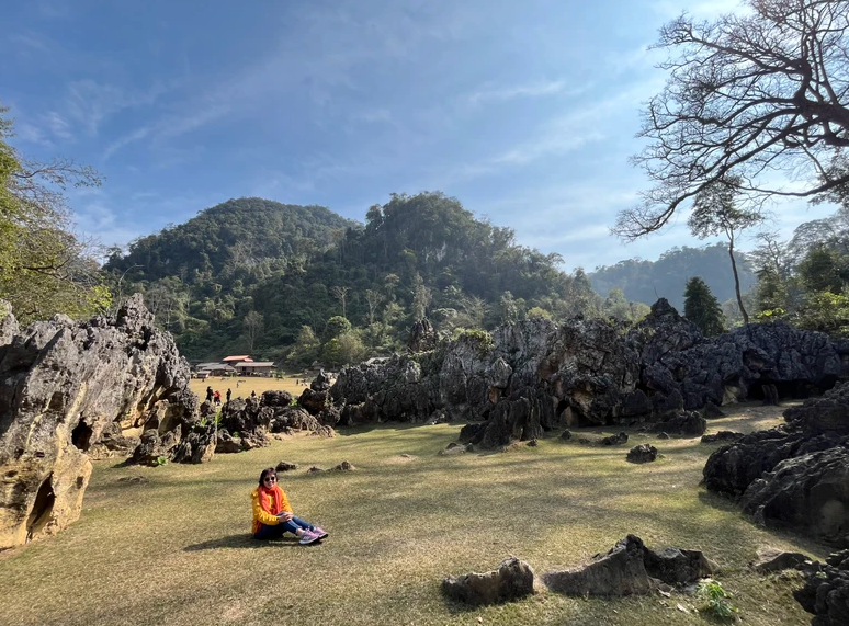 Hang Táu - “làng nguyên thủy” 3 không trên cao nguyên Mộc Châu Hang Táu - “làng nguyên thủy” 3 không trên cao nguyên Mộc Châu