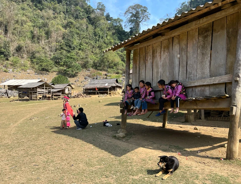 Hang Táu - “làng nguyên thủy” 3 không trên cao nguyên Mộc Châu