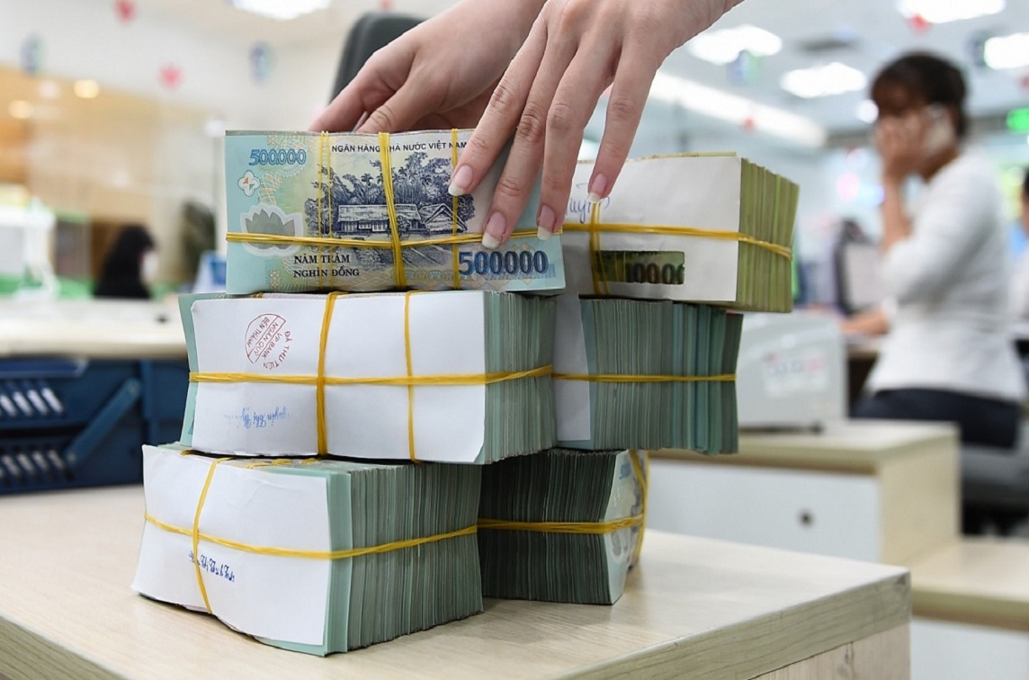 Tin tức kinh tế ngày 23/2: Lãi suất liên ngân hàng tăng vọt