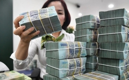 Tin ngân hàng tuần qua: Lãi suất liên ngân hàng tăng cao trên 2%