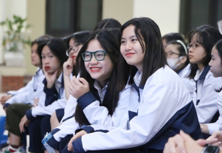 Tuyển sinh lớp 10 năm 2024: Nhiều địa phương "chốt" thi ba môn