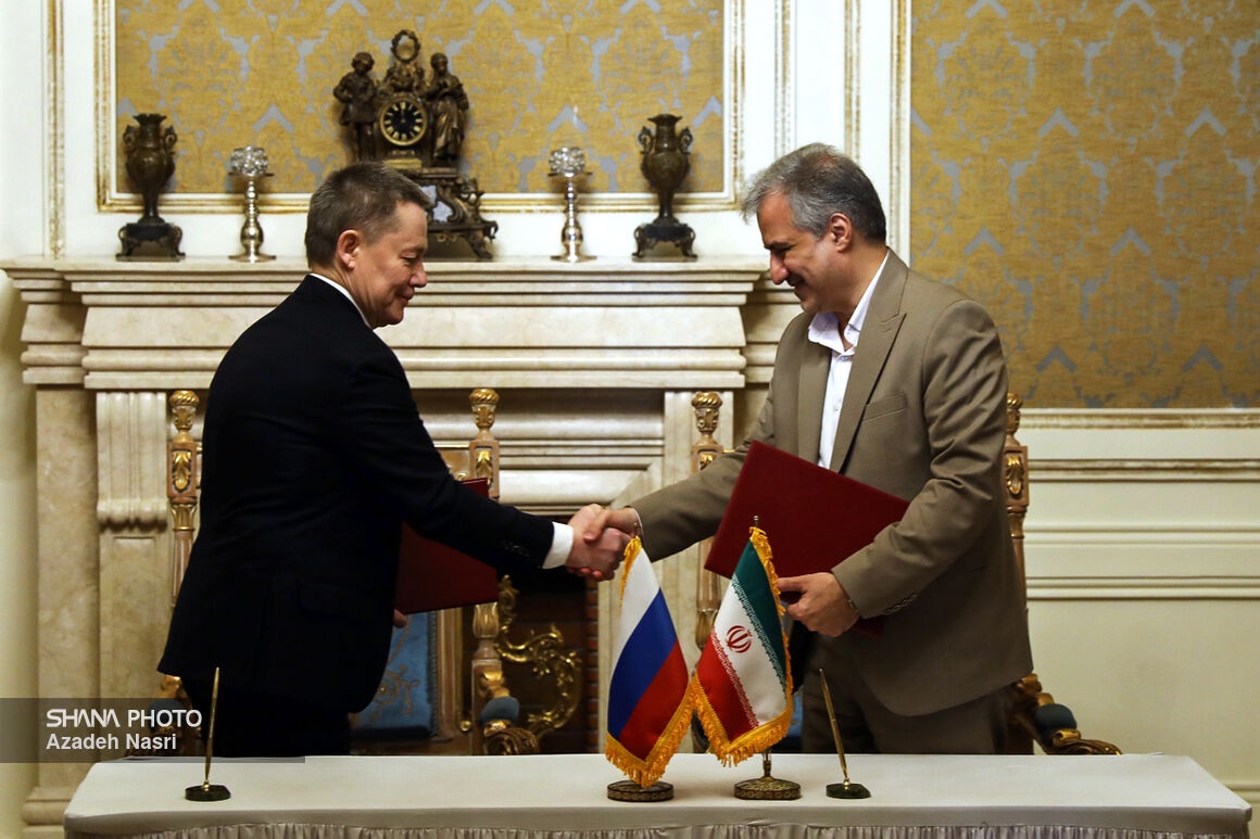Iran và Transneft ký thỏa thuận hợp tác công nghệ Iran và Transneft ký thỏa thuận hợp tác công nghệ