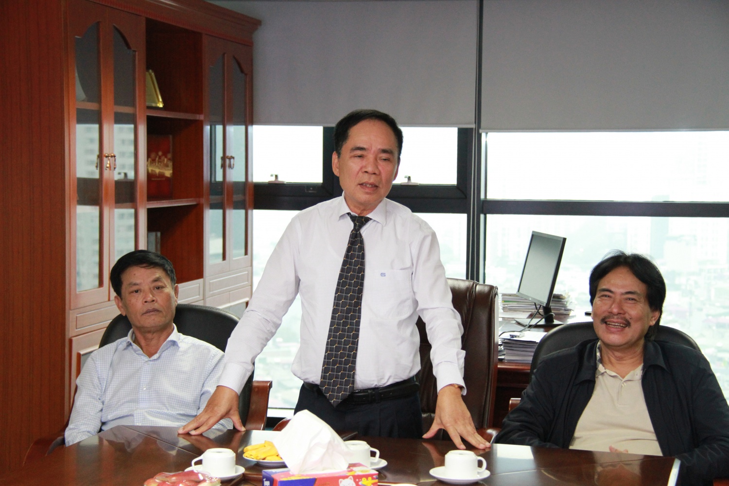 Hội DKVN trao quyết định bổ nhiệm Chủ tịch Hội Dầu khí Hà Nội và Phó Trưởng ban Tư vấn và Phản biện