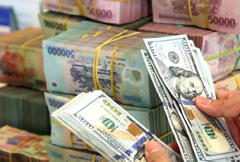Trong bối cảnh hiện nay, tỷ giá VND/USD đã vượt mức quy định của NHNN, tạo ra lo ngại trên thị trường.