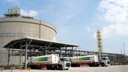 Khởi nguồn năng lượng mới: PV GAS bắt đầu cung cấp LNG phục vụ sản xuất công nghiệp