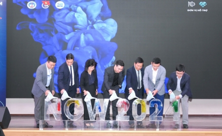 Khai mạc Tuần lễ Nghề nghiệp và Việc làm 2024 tại Trường Đại học Kinh tế Quốc dân