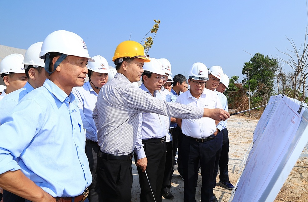 Cần tìm thêm nguồn vốn phù hợp cho các dự án điện trọng điểm