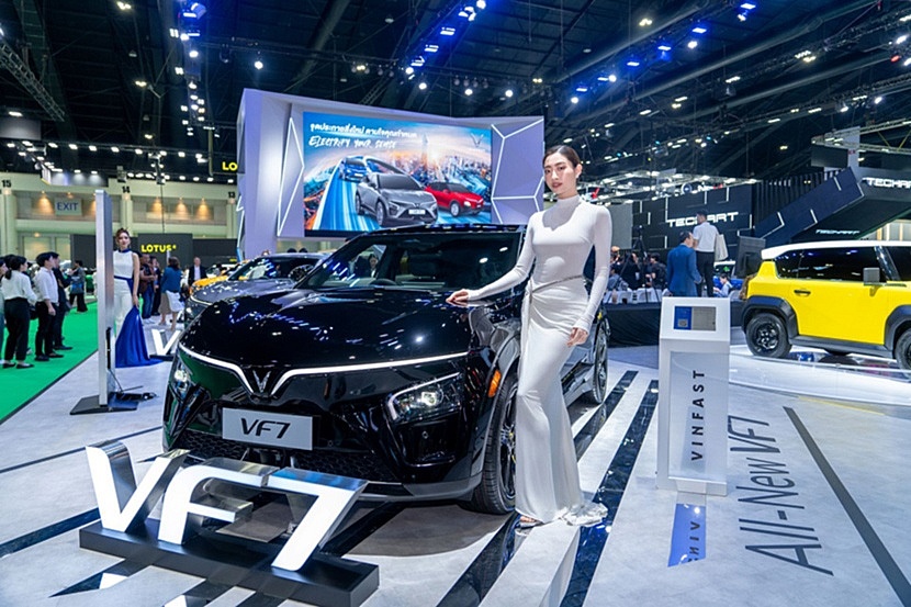 Gian hàng VinFast là tâm điểm BIMS 2024 với dàn xe thuần điện