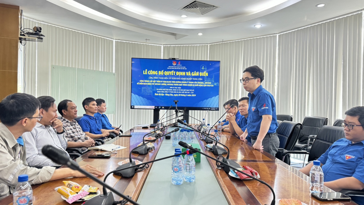 Đoàn Khối Doanh nghiệp Trung ương gắn biển Công trình thanh niên tại Nhà máy Đạm Phú Mỹ
