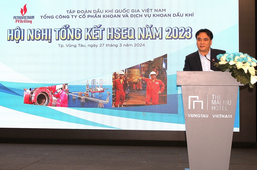 Ông Nguyễn Xuân Cường - Bí thư Đảng ủy, Tổng giám đốc PV Drilling phát biểu chỉ đạo. 