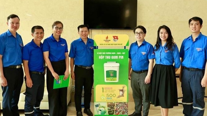 Thu gom pin tại nơi làm việc góp phần bảo vệ môi trường