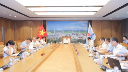 Petrovietnam tập trung kiểm soát tiến độ triển khai các dự án trọng điểm