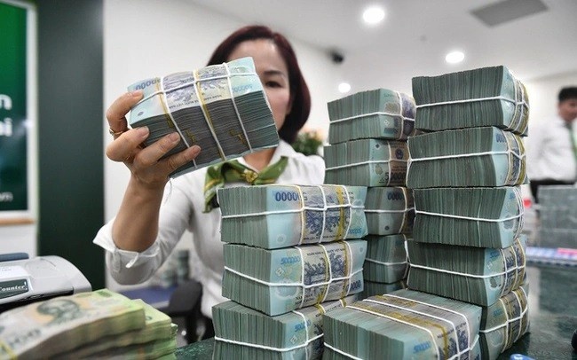 Tin ngân hàng tuần qua: Yêu cầu xử lý ngân hàng không công khai lãi suất cho vay