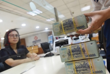 Tin tức kinh tế ngày 8/4: Lợi nhuận ngành ngân hàng thấp nhất 10 năm qua