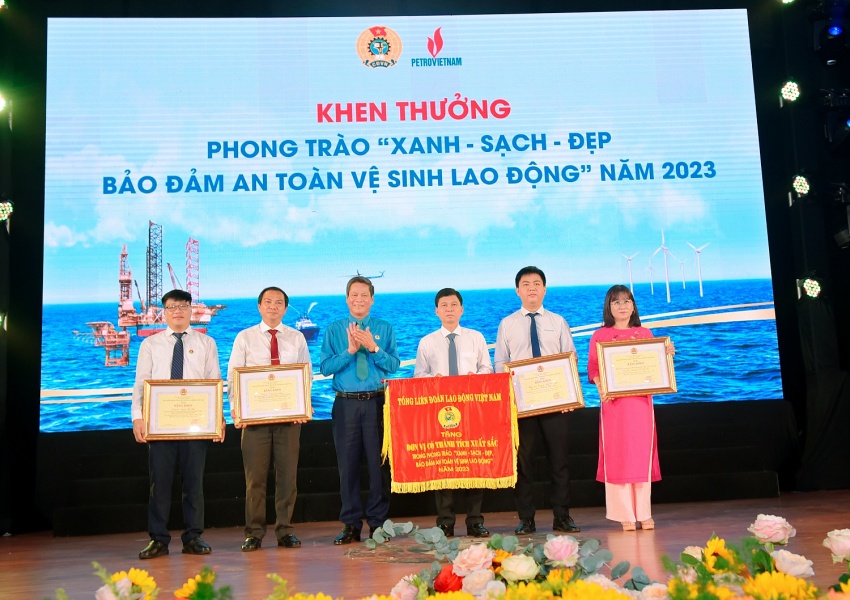 CĐ DKVN phát động Tháng Công nhân và tuyên dương người lao động Dầu khí tiêu biểu năm 2024 CĐ DKVN phát động Tháng Công nhân và tuyên dương người lao động Dầu khí tiêu biểu năm 2024