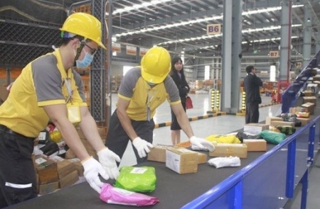 Giải pháp giảm rác thải nhựa từ thương mại điện tử