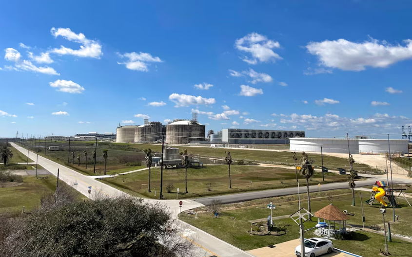 Freeport LNG bị phạt nặng vì vi phạm tiêu chuẩn môi trường