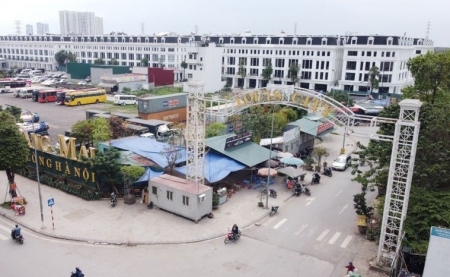 Tin bất động sản ngày 18/4: Loạt căn liền kề tại Dự án Louis City Hoàng Mai xây dựng sai phép