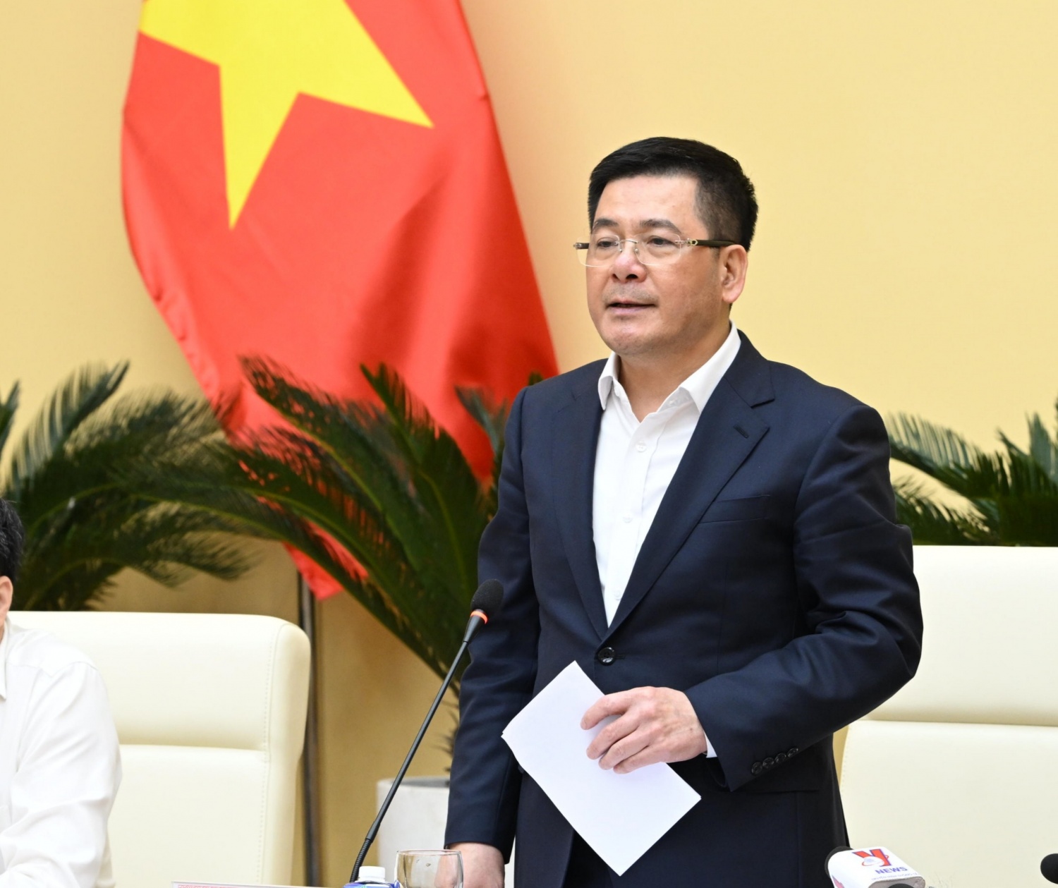 Cần sớm ban hành cơ chế mua bán điện trực tiếp