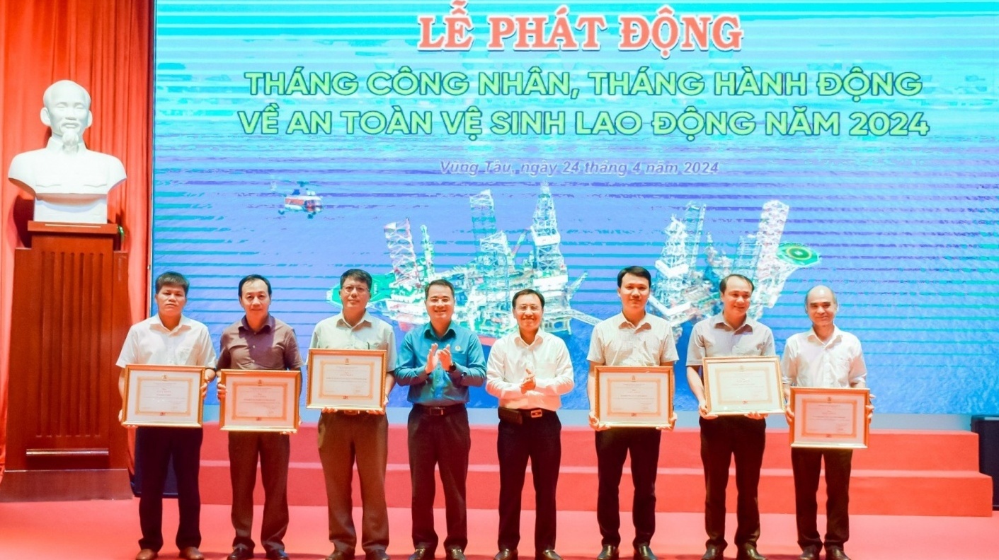 Vietsovpetro tổ chức Lễ phát động Tháng hành động về ATVSLĐ và Tháng Công nhân năm 2024