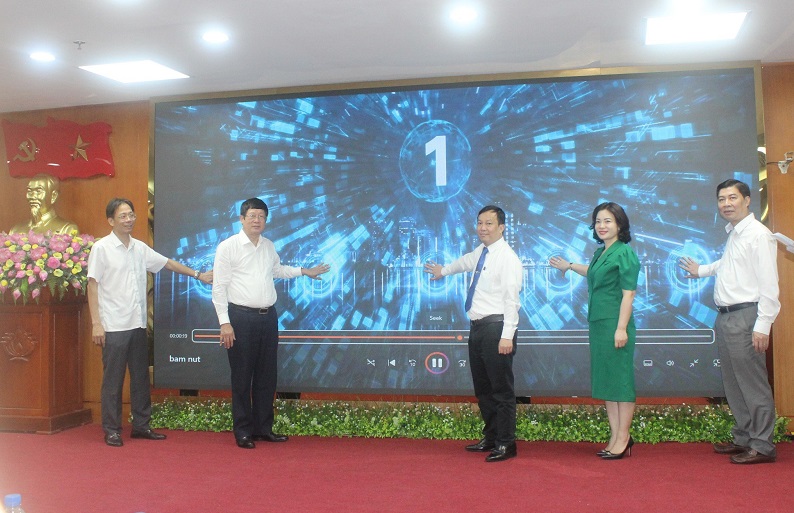 Phát động cuộc thi viết "Vượt lên số phận" lần thứ VII