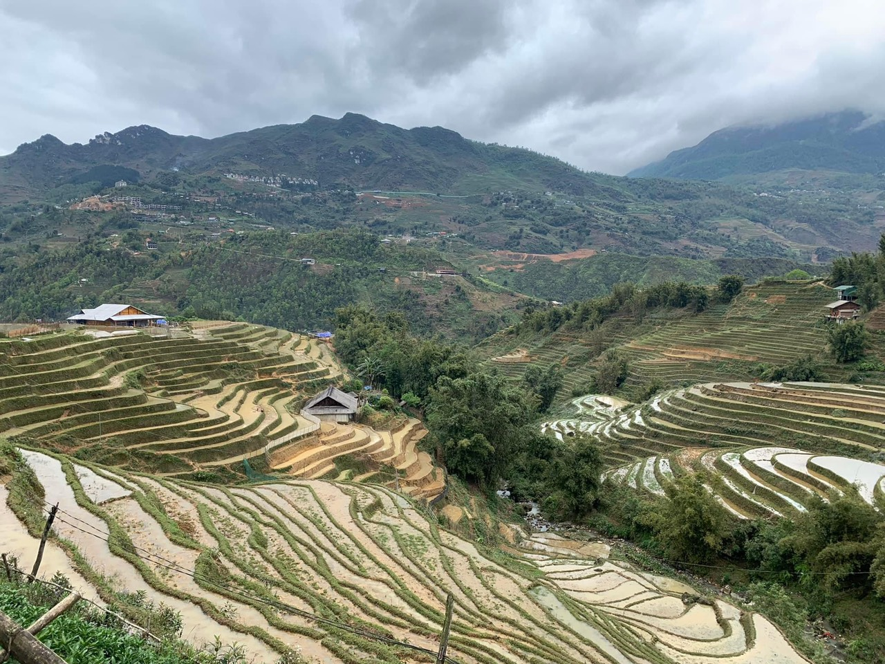 Những lưu ý khi tham quan trải nghiệm mùa nước đổ