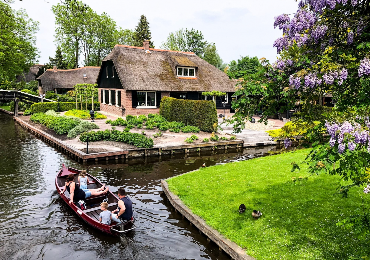 Giethoorn - Ngôi làng cổ tích đẹp nhất hành tinh