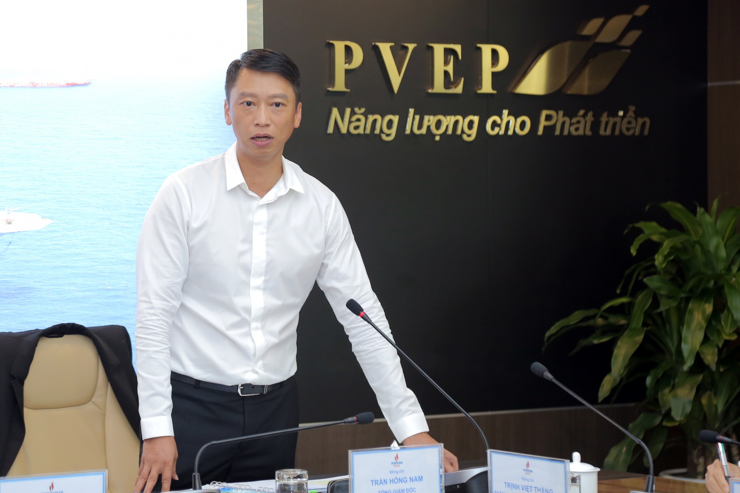 Tổng Giám đốc Petrovietnam Lê Ngọc Sơn làm việc với PVEP: Tập trung đẩy nhanh tiến độ các dự án trọng điểm