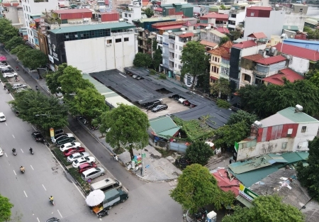 Bài 4: Lãng phí đất công ảnh hưởng tiêu cực đến nhiều mặt của đời sống xã hội