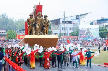 Kỷ niệm 70 năm Chiến thắng Điện Biên Phủ: Viết tiếp những bản hùng ca bất diệt