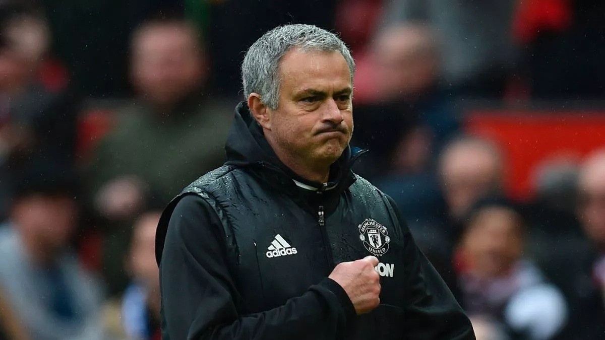 Jose Mourinho muốn quay trở lại Man Utd thay thế cho Erik Ten Hag