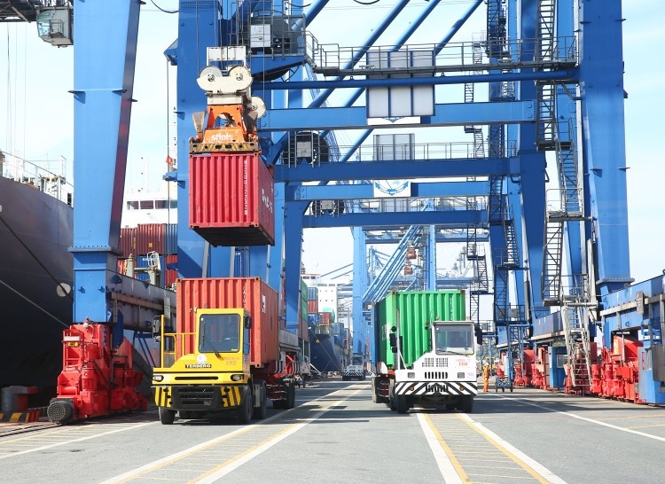 Vì sao VCCI đề xuất không áp thuế giá trị gia tăng đối với dịch vụ xuất khẩu?