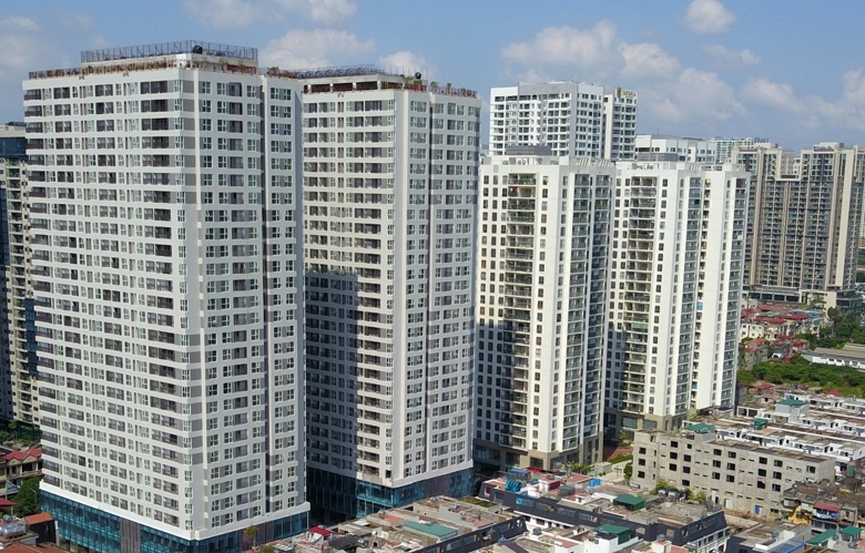 Tin tức kinh tế ngày 11/5: Ngân hàng ồ ạt rao bán bất động sản