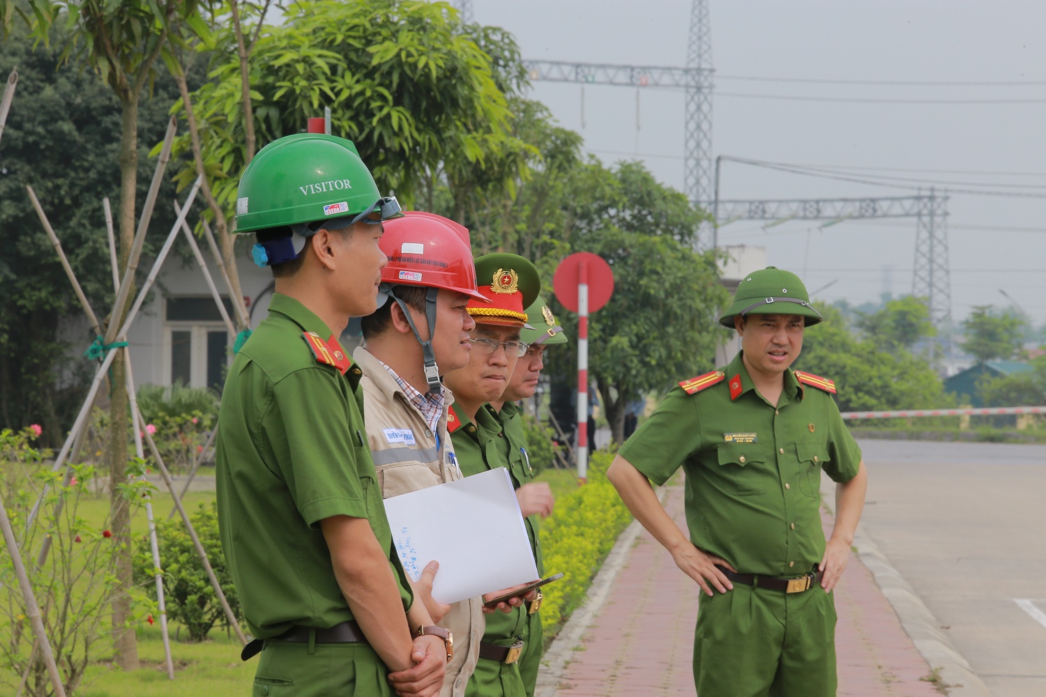 Nhiệt điện Thái Bình 2 tổ chức Hội thao phòng cháy chữa cháy, cứu hộ cứu nạn năm 2004 Nhiệt điện Thái Bình 2 tổ chức Hội thao phòng cháy chữa cháy, cứu hộ cứu nạn năm 2004