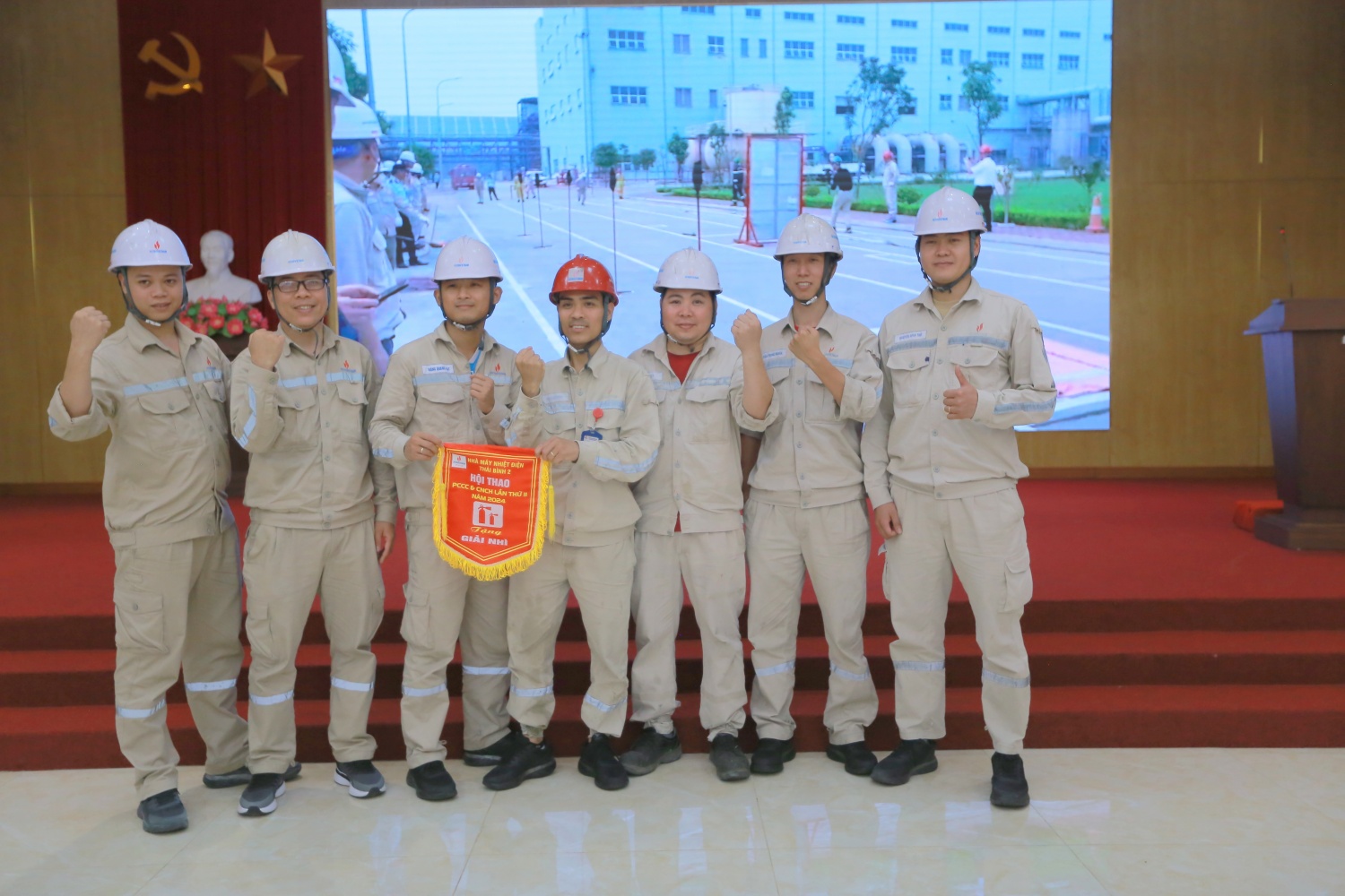 Nhiệt điện Thái Bình 2 tổ chức Hội thao phòng cháy chữa cháy, cứu hộ cứu nạn năm 2004 Nhiệt điện Thái Bình 2 tổ chức Hội thao phòng cháy chữa cháy, cứu hộ cứu nạn năm 2004