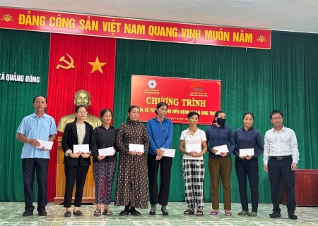 PTSC Quảng Bình chia sẻ yêu thương cùng bệnh nhân nghèo