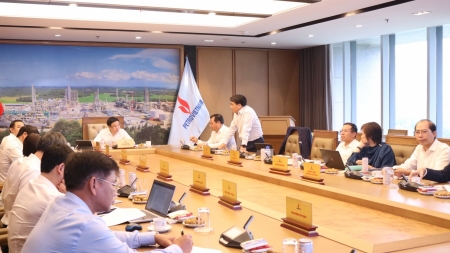 Chủ tịch HĐTV Petrovietnam Lê Mạnh Hùng: PV Drilling tập trung quản trị chiến lược, kế hoạch dài hạn
