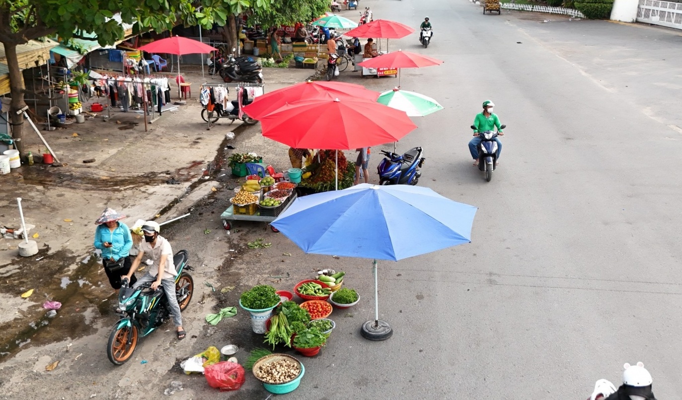 TP HCM: Công khai xuống đường "họp chợ"