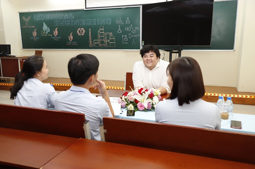 Company Day 2024 - Ngày hội kết nối doanh nghiệp với sinh viên PVU Company Day 2024 - Ngày hội kết nối doanh nghiệp với sinh viên PVU