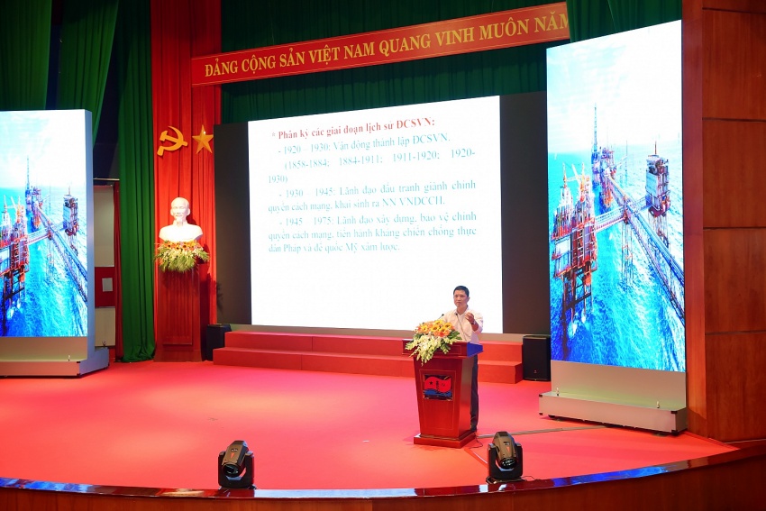 Đảng ủy Tập đoàn khai giảng Lớp bồi dưỡng nhận thức về Đảng năm 2024 khu vực Vũng Tàu