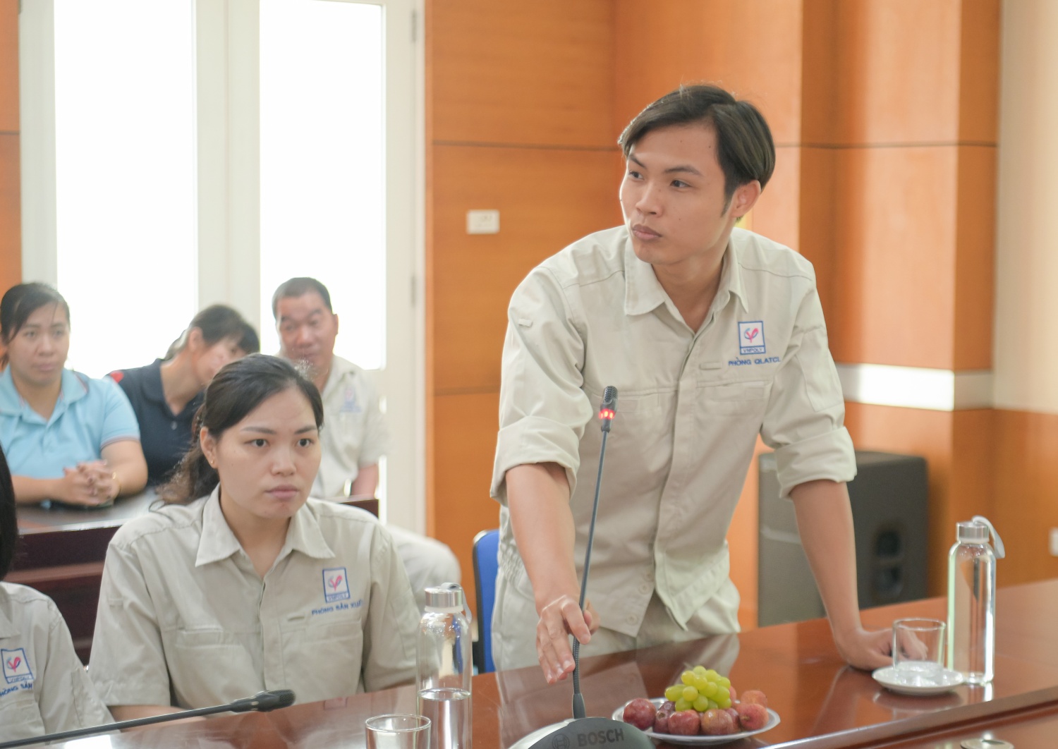 Lãnh đạo Tổng Liên đoàn Lao động Việt Nam và Công đoàn Dầu khí Việt Nam thăm, tặng quà người lao động có hoàn cảnh khó khăn